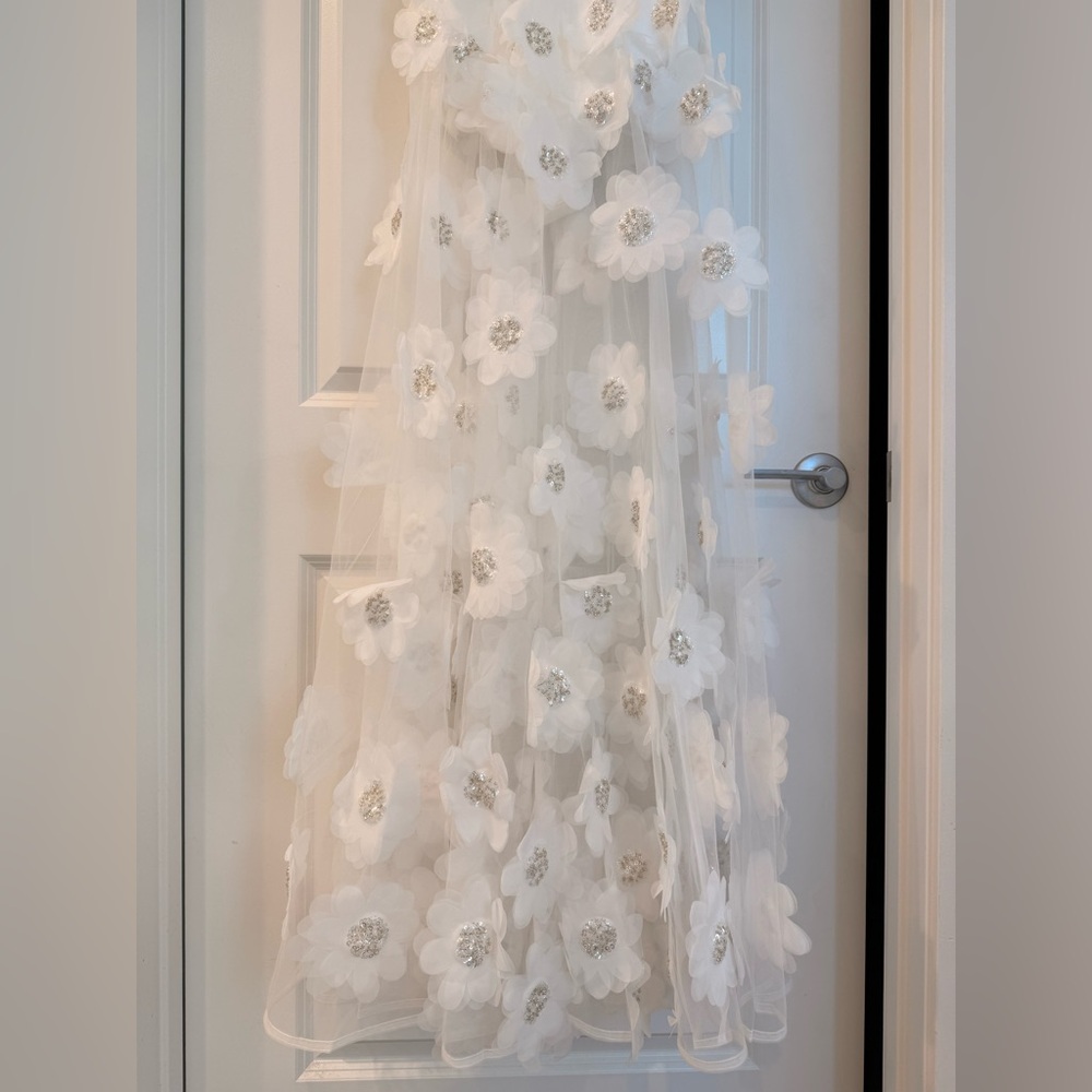 NWOT BRONX AND BANCO Anastasia White Floral Sheer Corset Wedding Bridal Gown - Picture 10 of 16